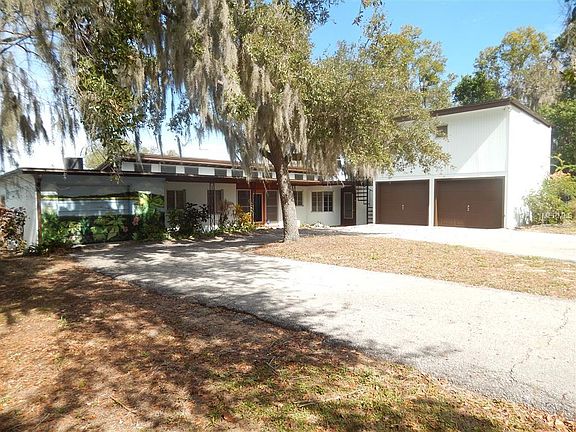 4th image of 1053 Sunset Dr