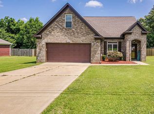 254 Sterling Farm Dr, Atoka, TN 38004