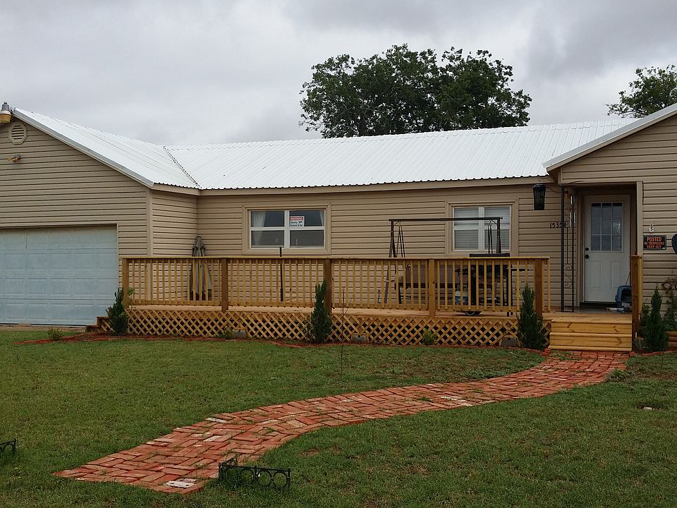 Walkway To Front Door