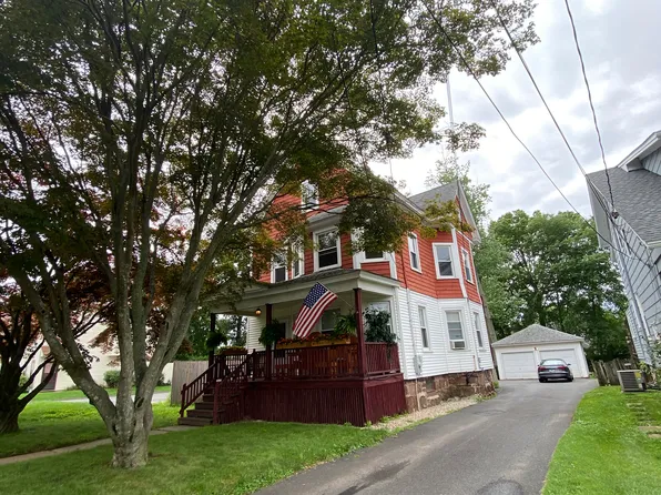 23 Burr St #2, West Hartford, CT 06107