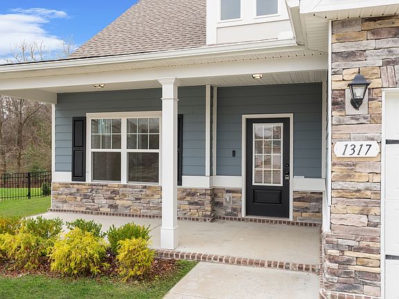 4th image of 1317 Ardmore Ln