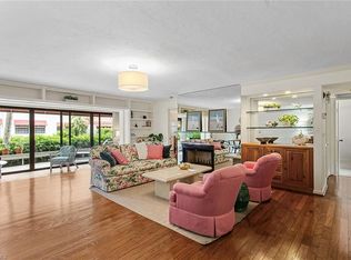 525 Serendipity Dr #525, Naples, FL 34108