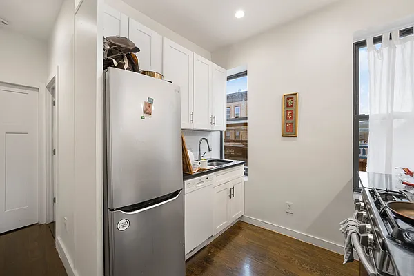 Rented by Corcoran | media 4