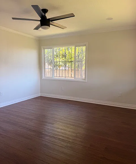 2117 E Division St — Photo 30