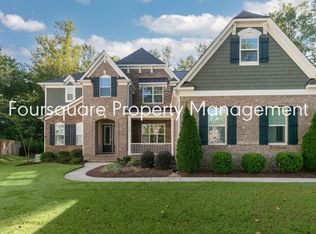 2704 Willow Rock Ln, Apex, NC 27523