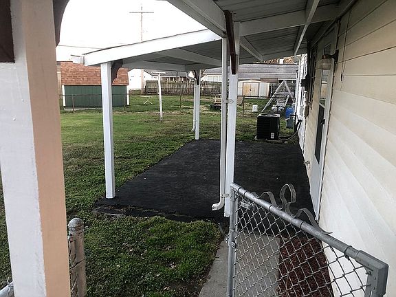 3rd image of 3004 Sunbury Ave