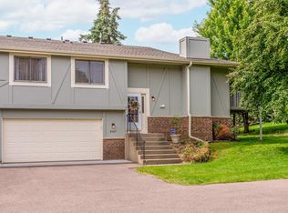 8567 Xenium Ln N, Maple Grove, MN 55369