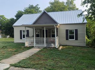 320 W 13th St, Columbia, TN 38401
