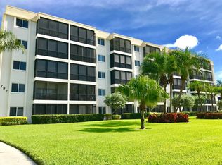 797 Beach Rd APT 105, Sarasota, FL 34242