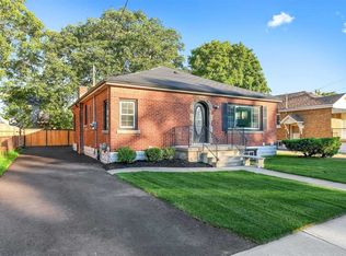 31 Vola Ct, Hamilton, ON L9A3M4
