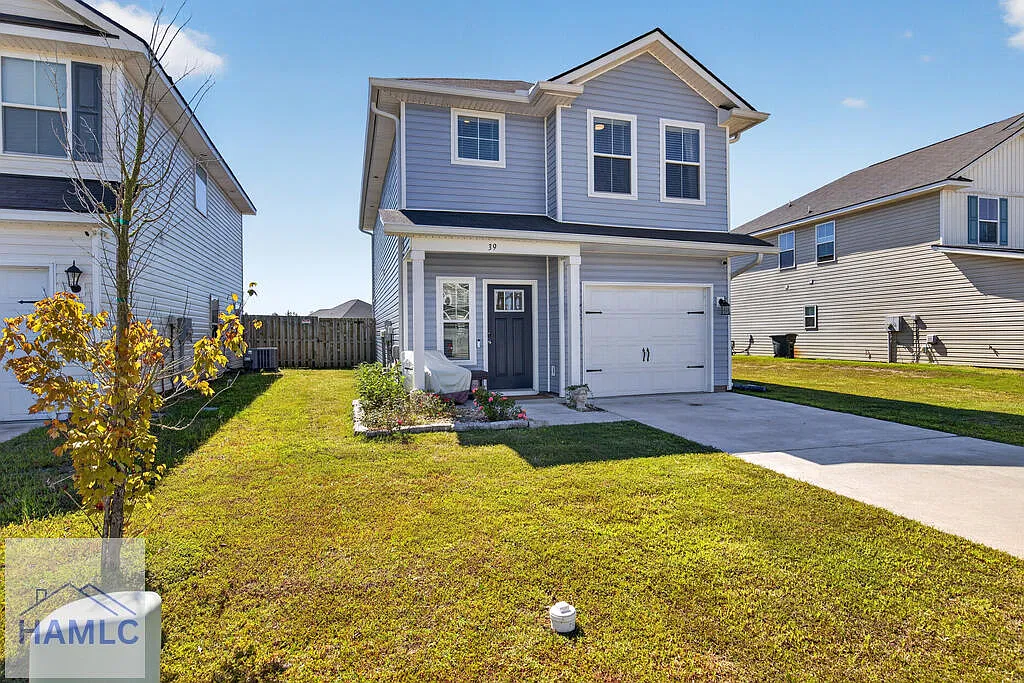 3 bed, 2.5 bath, 1446 sqft, $2,200 — Photo 3