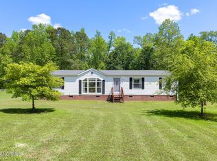 127 Newbold Rd, Jacksonville, NC 28540