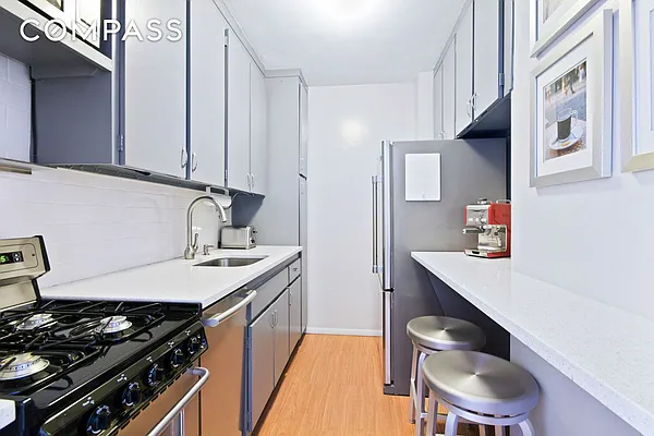 Sold by Compass | media 2