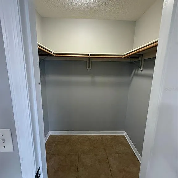 17802 Jefferson St — Photo 23