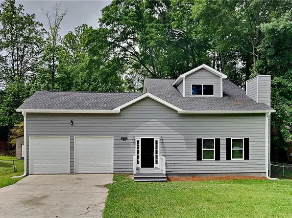 9161 Sunset Dr, Jonesboro, GA 30238