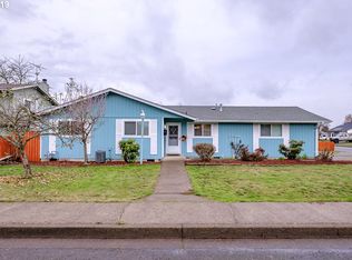 1108 Cedar Pl, Creswell, OR 97426