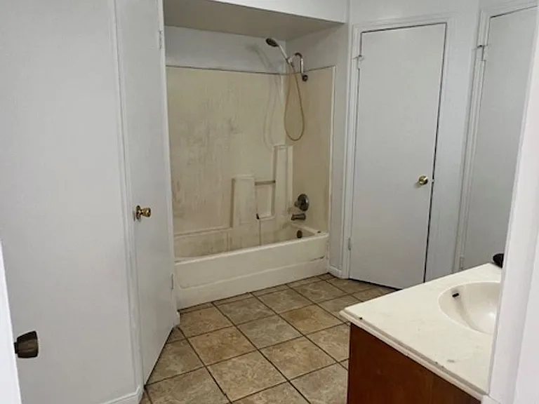 1011 Shellfish Dr — Photo 6