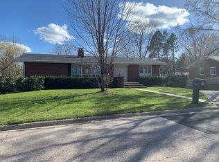 4207 Landstrom Rd, Rockford, IL 61114