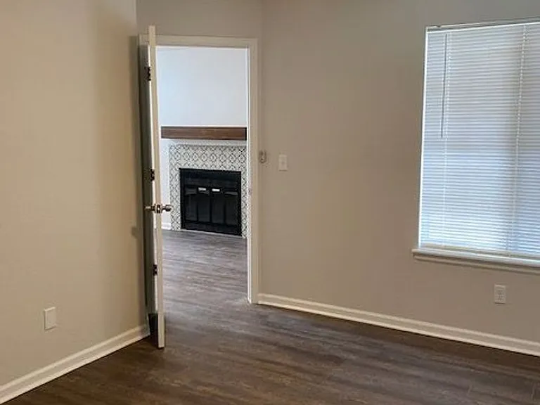 4883 White Rock Cir #D — Photo 6