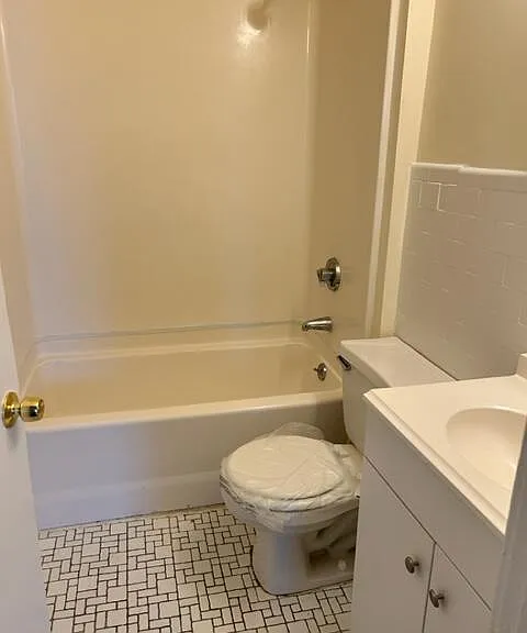 218 Bedford St #3A — Photo 8