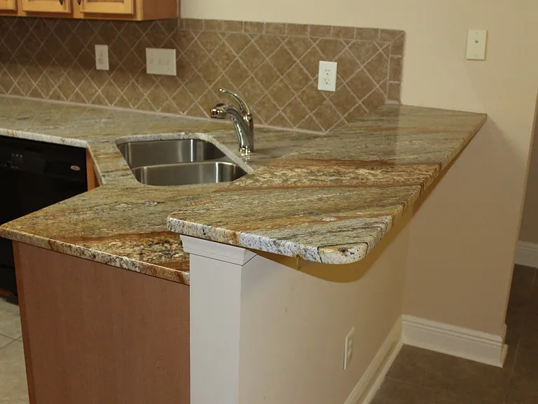 9821 Helmsley Cir — Photo 15