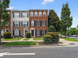 9520 Kings Parade Blvd, Charlotte, NC 28273