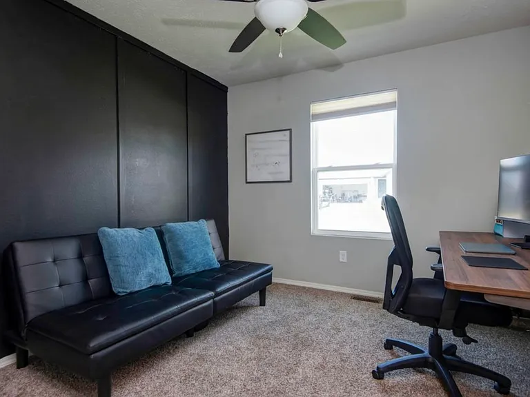 458 Ethan Ave — Photo 4