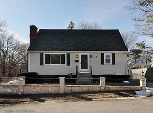 57 Fairfield Ave, Riverside, RI 02915