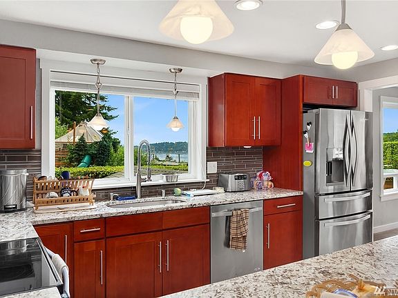 5th image of 18217 62nd Ave NE