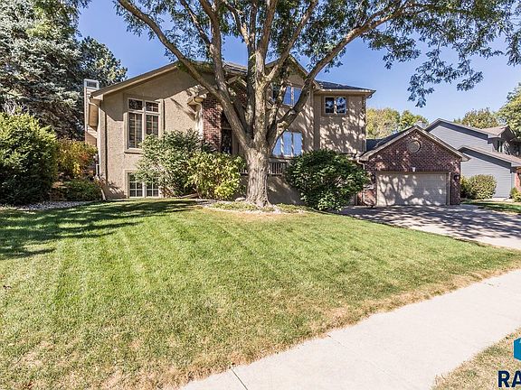 2nd image of 4509 S River Oaks Dr