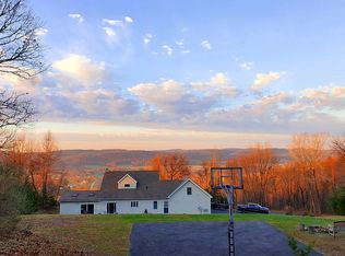 519 Mountain View Rd W, Asbury, NJ 08802