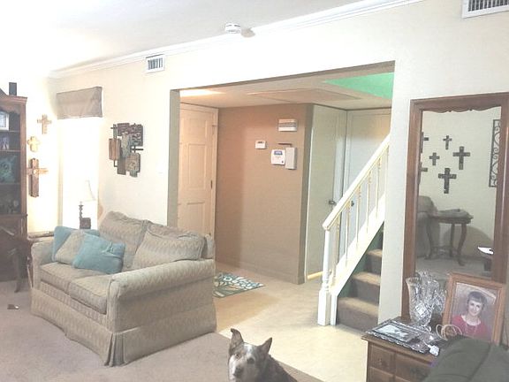2nd image of 4006 Lakeside Dr