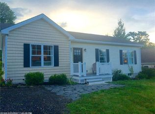 8 Lupine Ln, Camden, ME 04843
