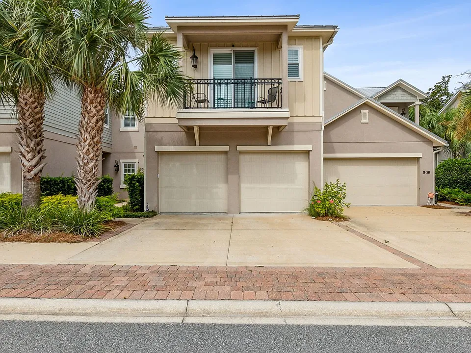 95217 Summerwoods Cir #905