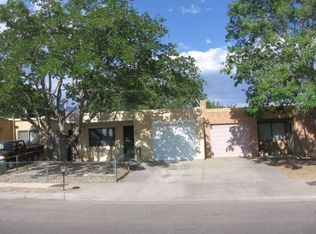 220 Zena Lona St NE, Albuquerque, NM 87123