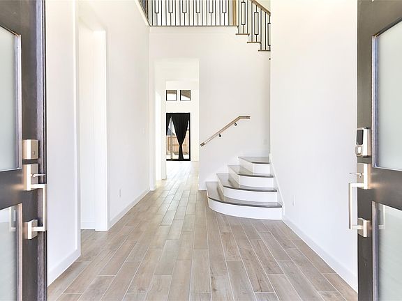 4th image of 4222 Ana Ridge Ln