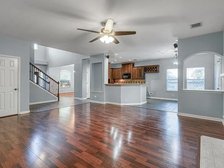 9116 Pedernales Rio — Photo 12