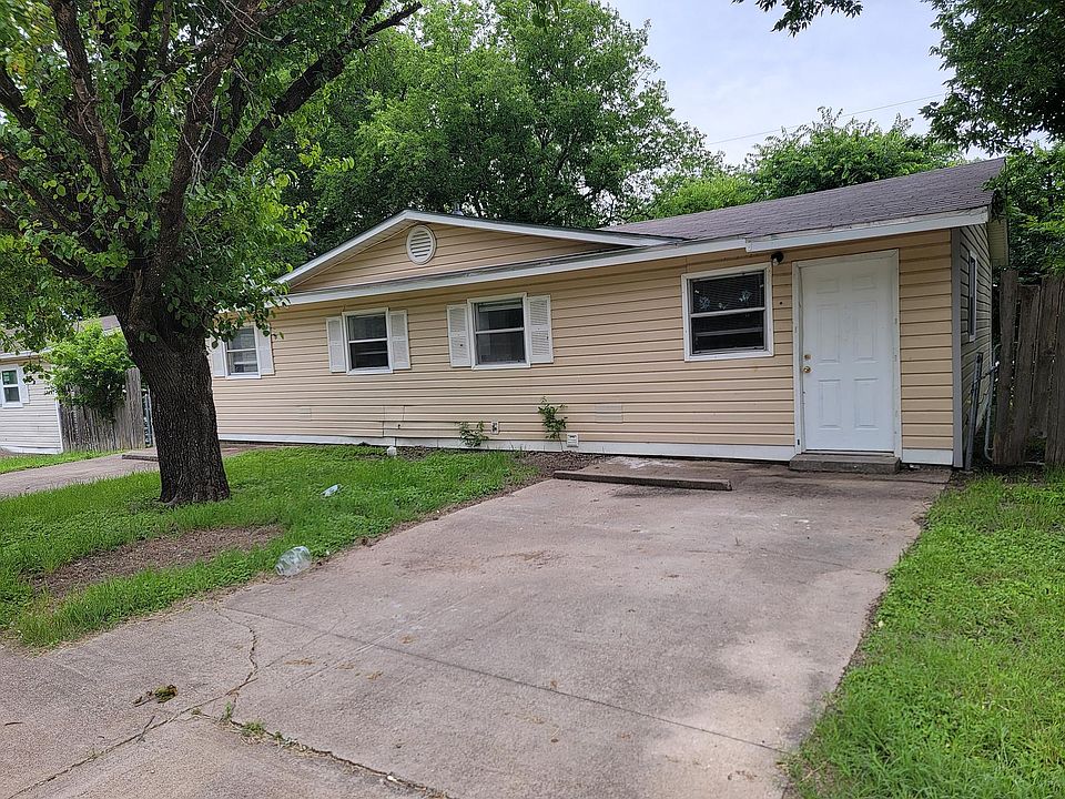 1st image of 907 S 13th St