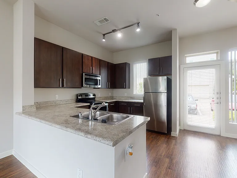 The District At Cypress Waters - Parson's Green — Photo 946