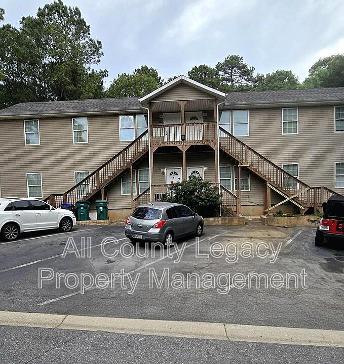 1st image of 4675 Lois Dr