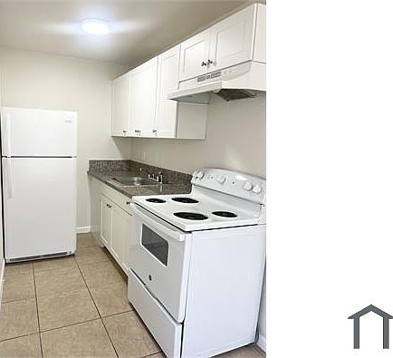 5th image of 1500 W Blue Heron Blvd APT 3