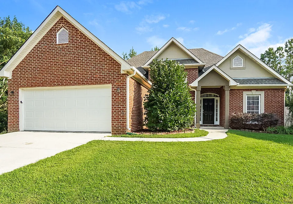392 Old Cahaba Trl