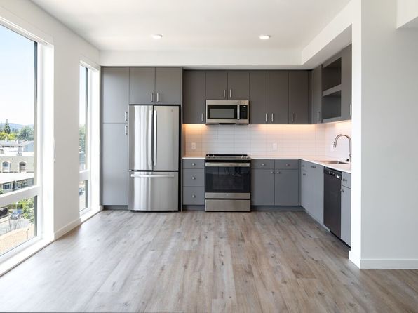 20 N Ellsworth Ave APT 402