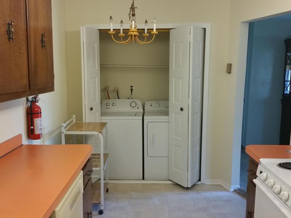 2nd image of 7 Pine Cluster Cir Unit C