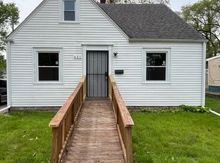 621 W 44th Pl, Gary, IN 46408
