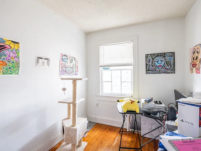 2603-2605 Parkwood Ave — Photo 4