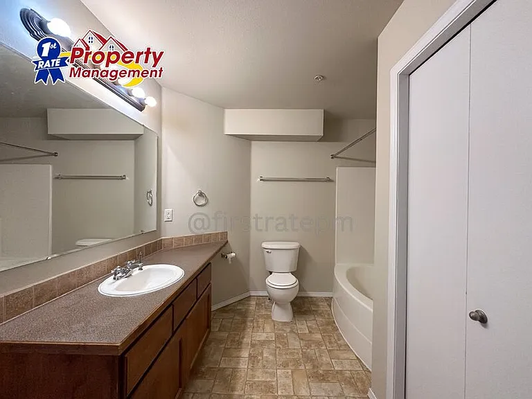2997 W Acarrera Ln #11 — Photo 11