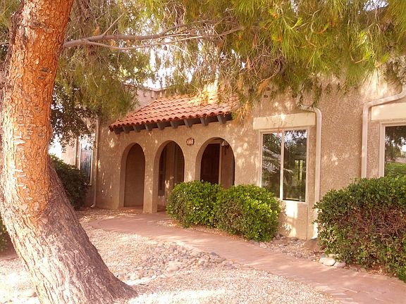 3rd image of 1112 N Paseo De Golf
