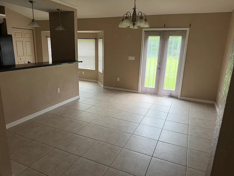 9371 SE 108th Pl — Photo 4