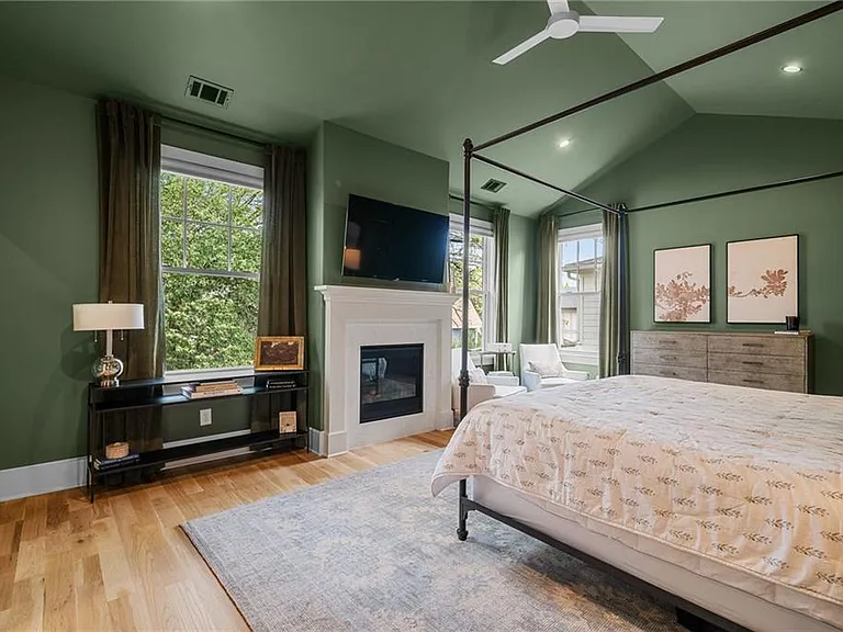 1381 Wessyngton Rd NE — Photo 38